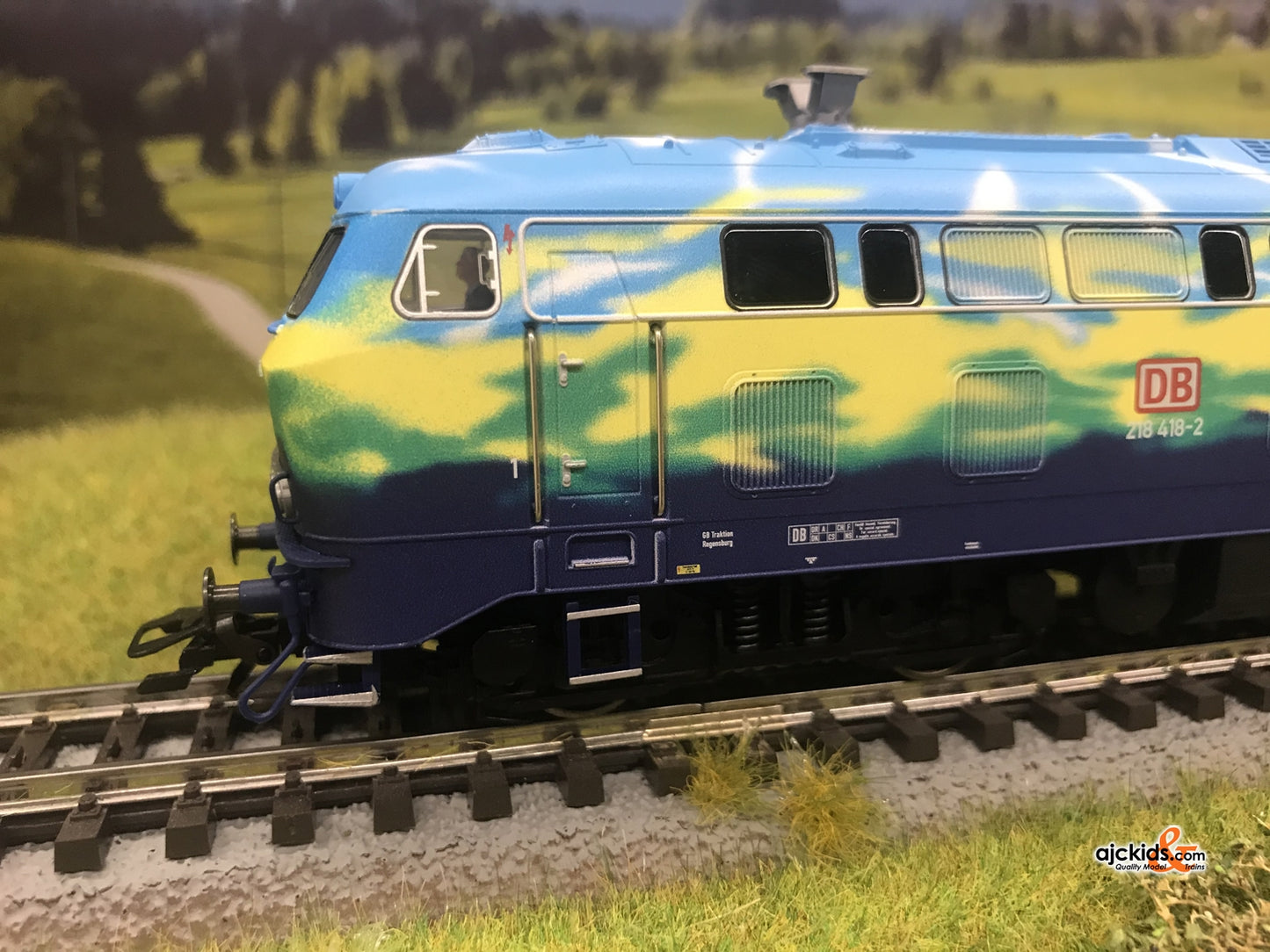 Marklin 39219 - Class 218 Diesel Locomotive "Tourism Train"