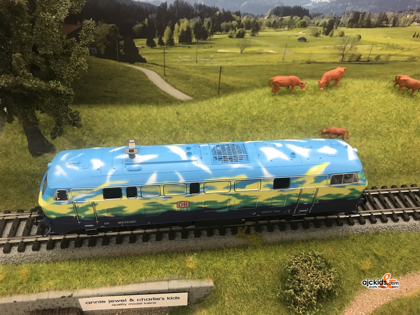 Marklin 39219 - Class 218 Diesel Locomotive "Tourism Train"