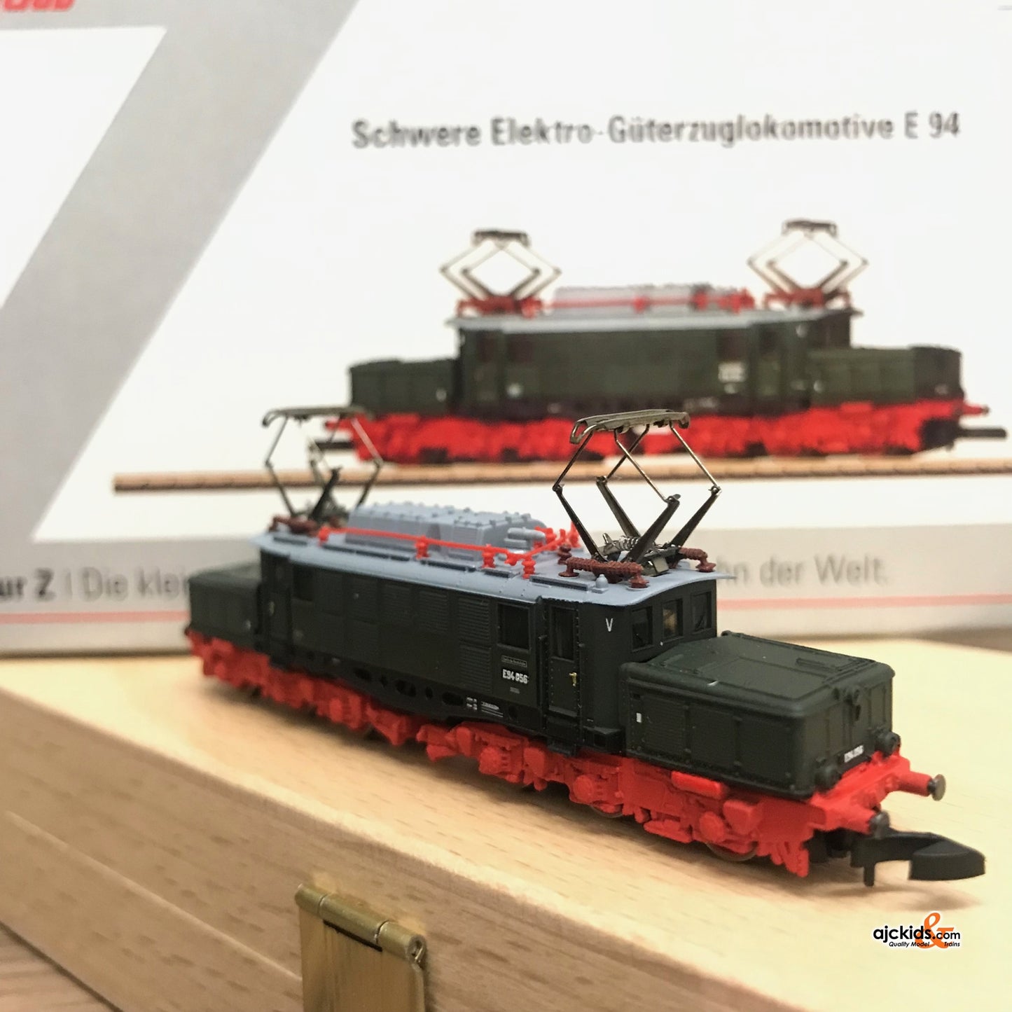 Marklin 88227 - Class E 94 Heavy Electric Freight Locomotive