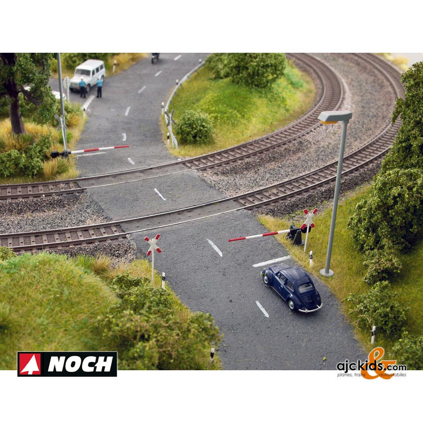 Noch 14307 - Railway Gates St Andrews