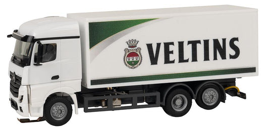 Faller 161439 - Truck MB Actros Streamspace box body Veltins Beverages (HERPA), EAN: 4104090614393