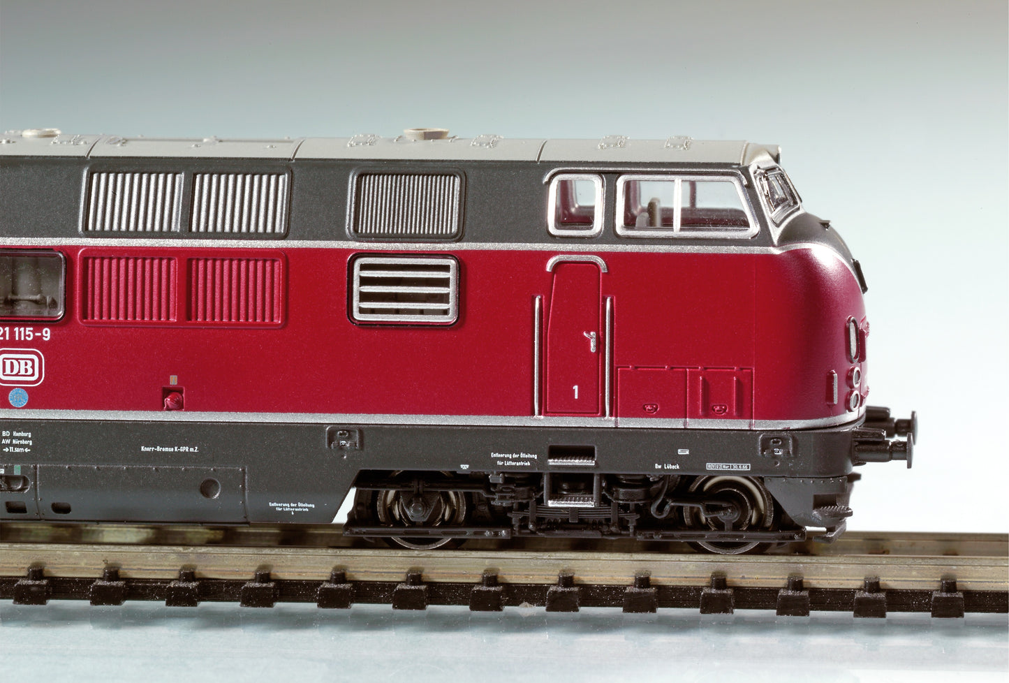 Piko 40501 - BR 221 Diesel Locomotive DB IV Sound