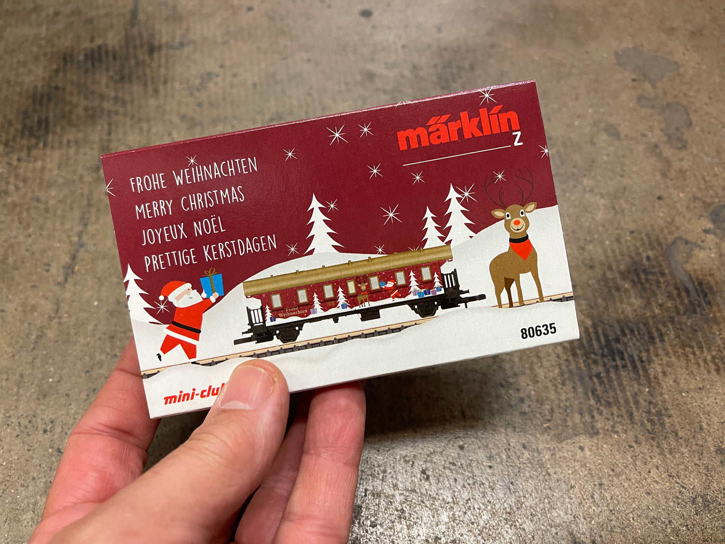 Marklin 80635 - Z Gauge Christmas Car for 2025