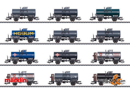 Marklin 00719 - Two-Axle Tank Car Display with Two Wheelsets at Ajckids.com