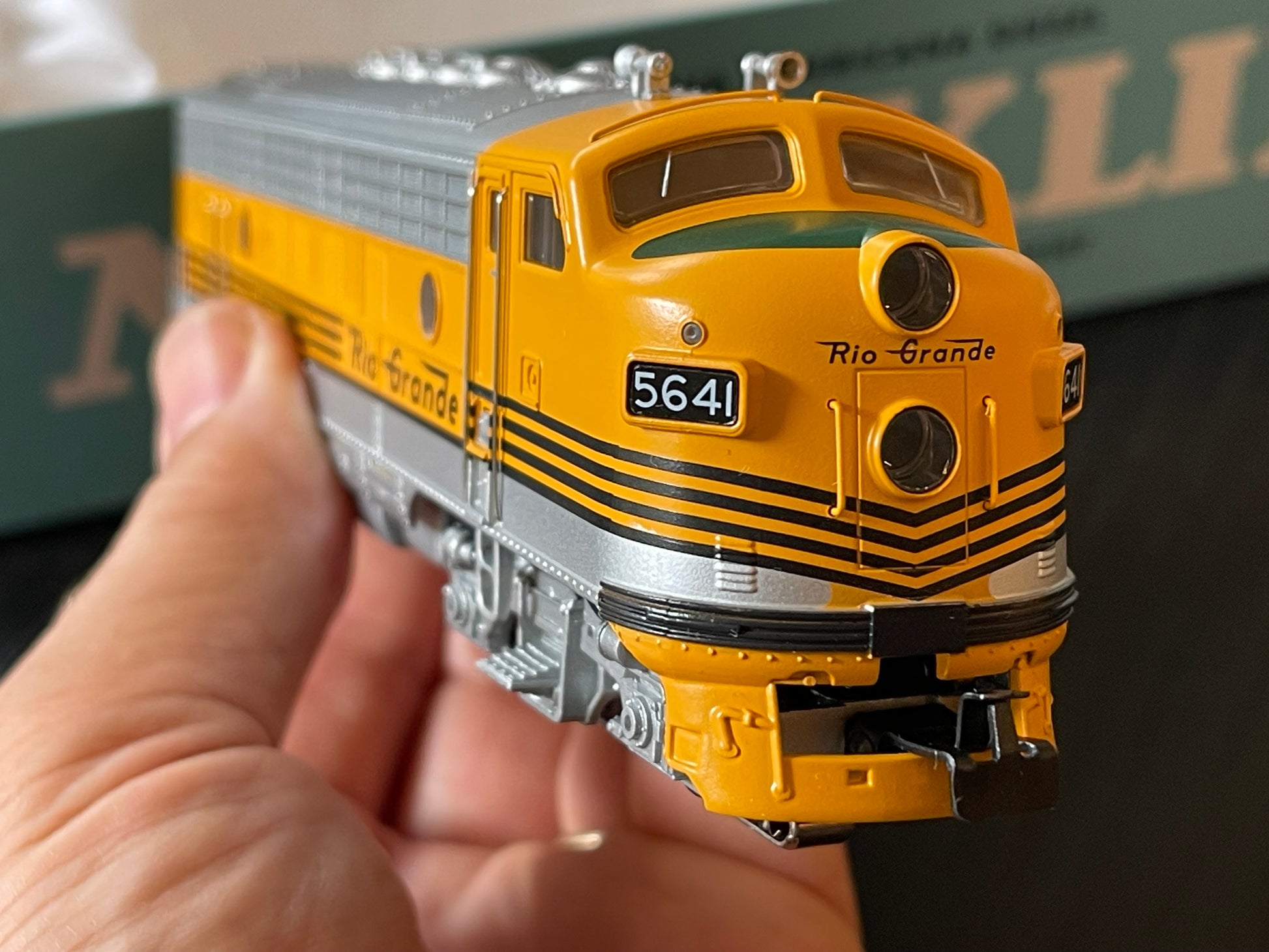 Marklin 30601 - American F7 Diesel Electric Locomotive at Ajckids.com