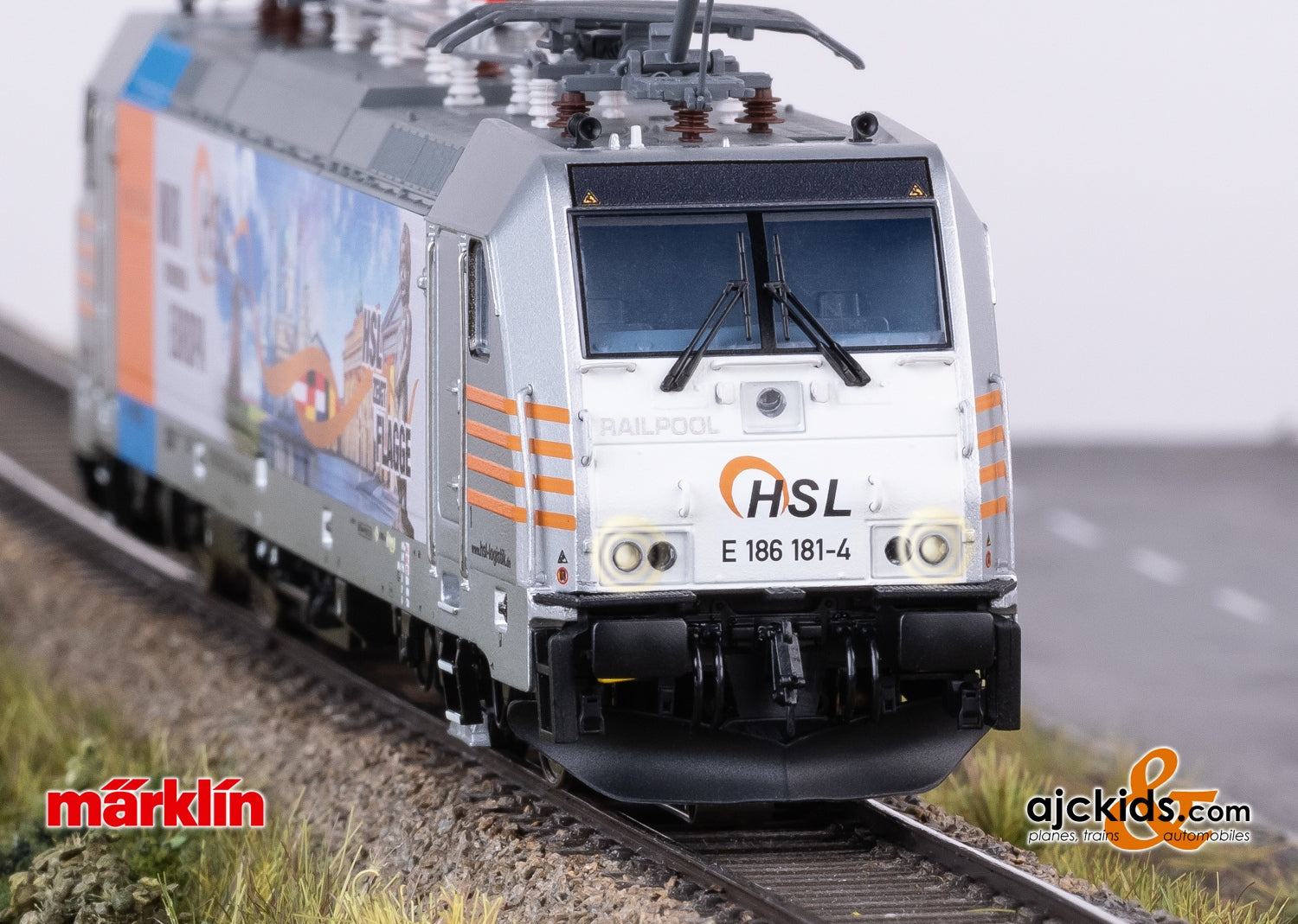 Marklin 38803 - Class 186 Electric Locomotive at Ajckids.com