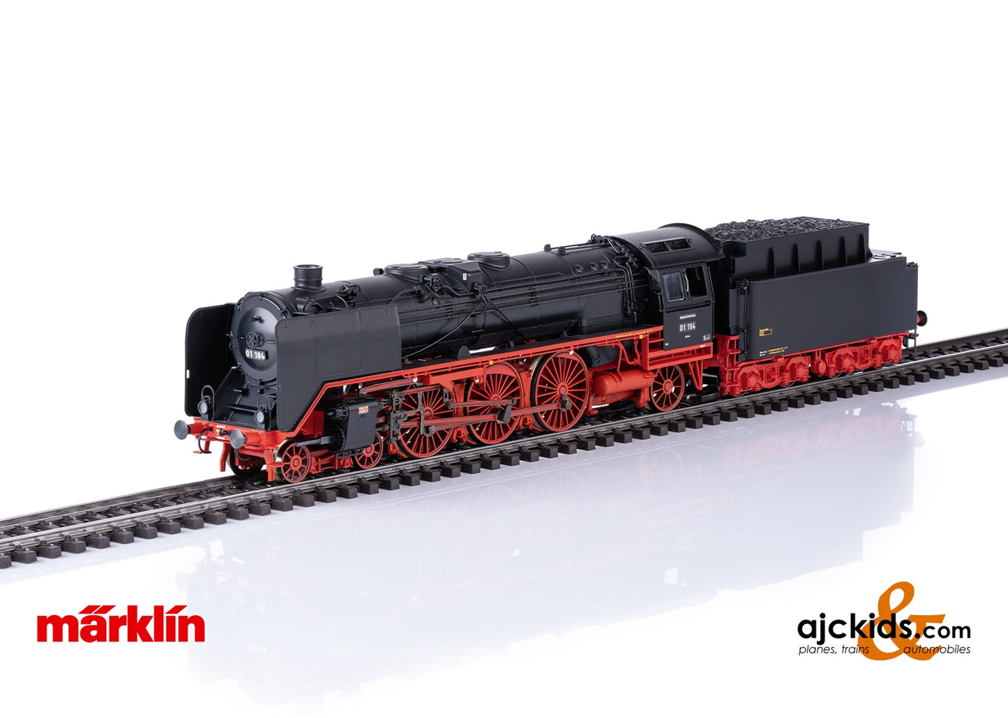 Marklin 39003 - Class 01 Steam Locomotive at Ajckids.com