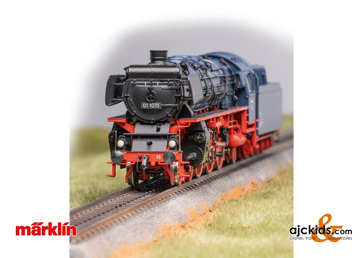 Marklin 39761 - Class 01.10 Older Design Steam Locomotive (MHI 2026)