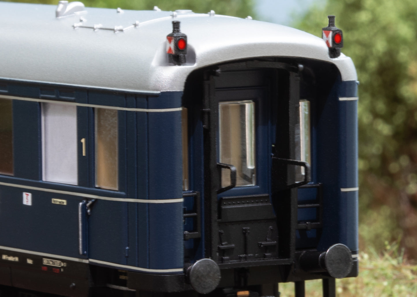 Marklin 43233 - "F 41 Senator" Express Train Passenger Car Set (Insider 2024)