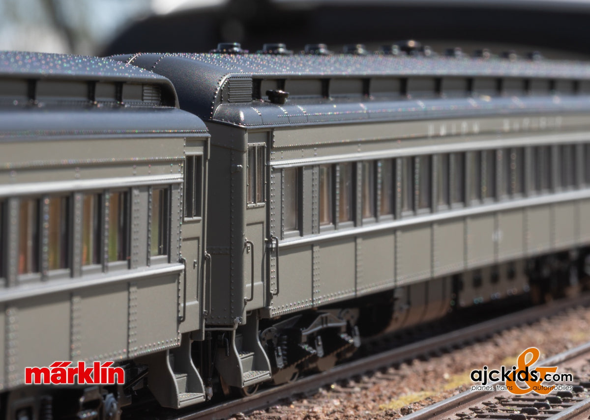 Marklin 43629 − US Heavyweight Set, 4 Cars, UP from Marklin Model Trains