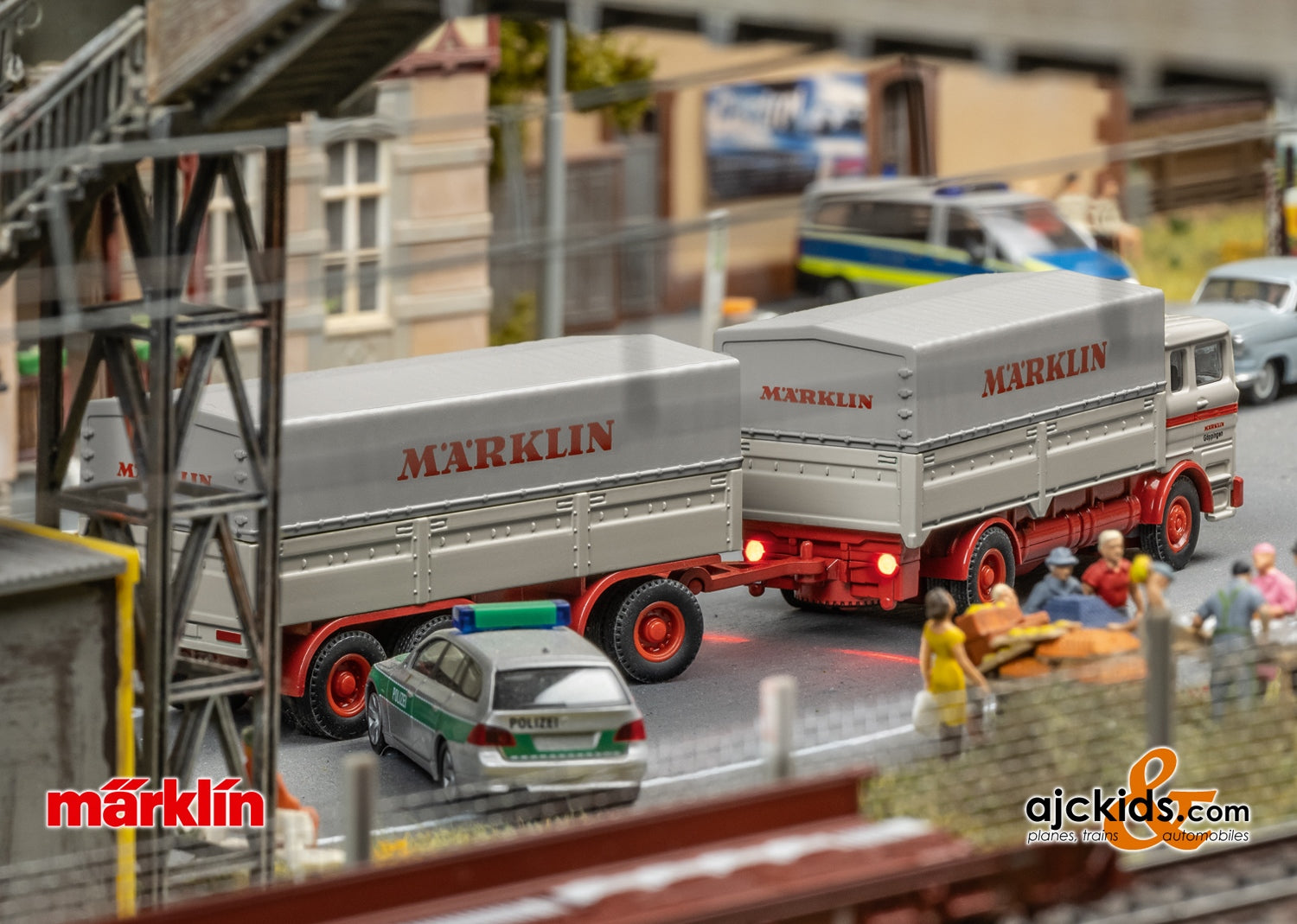 Marklin 47412 - Type Saadkms Depressed-Floor Flat Car