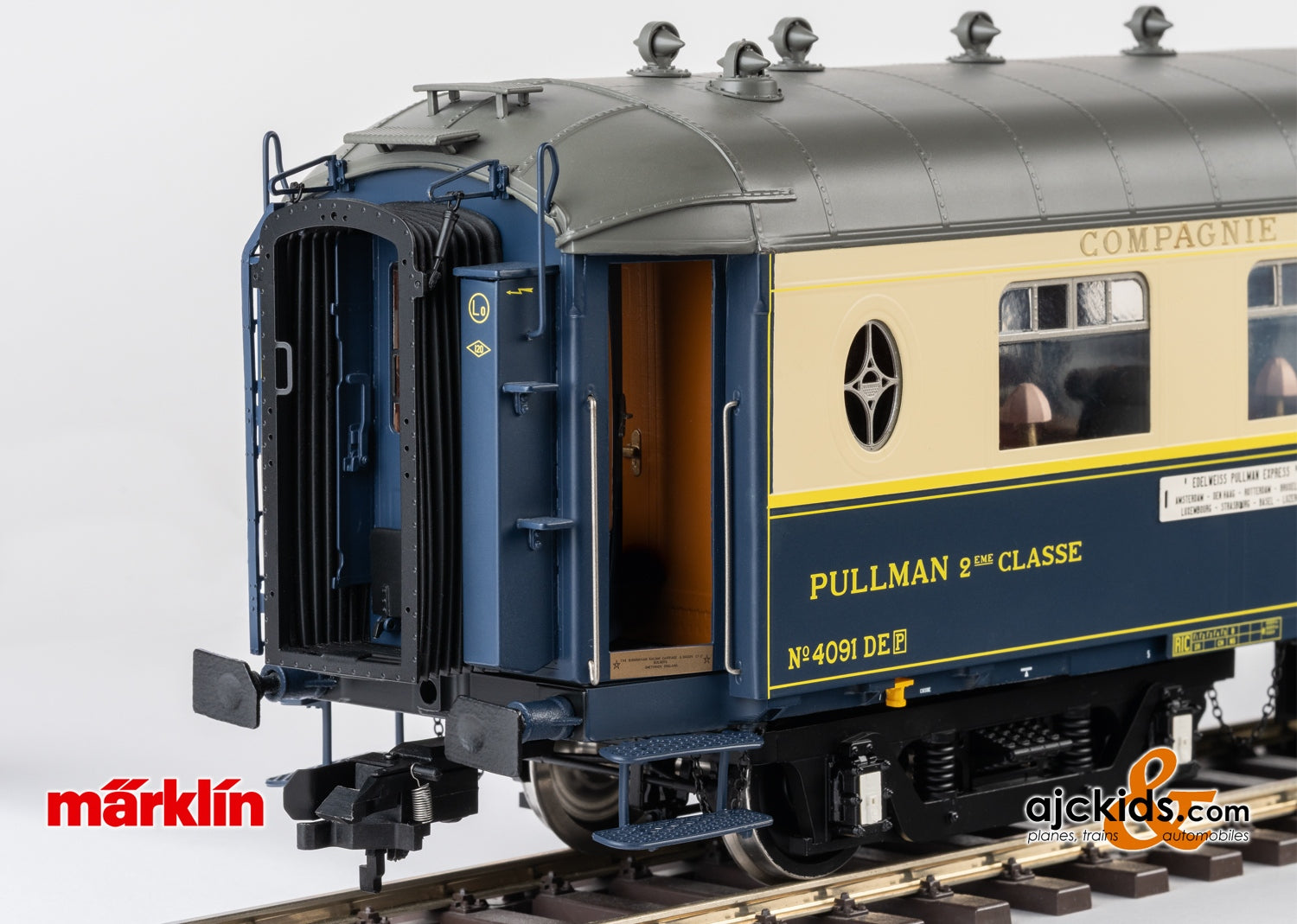 Marklin 58000 1 Gauge CIWL Car Set (6 cars)