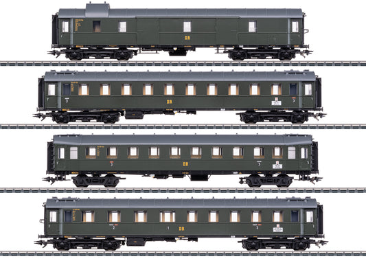 Marklin 42514 - Express Train Car Set for the Class 19.0 Steam Locomotive "Saxon Pride"