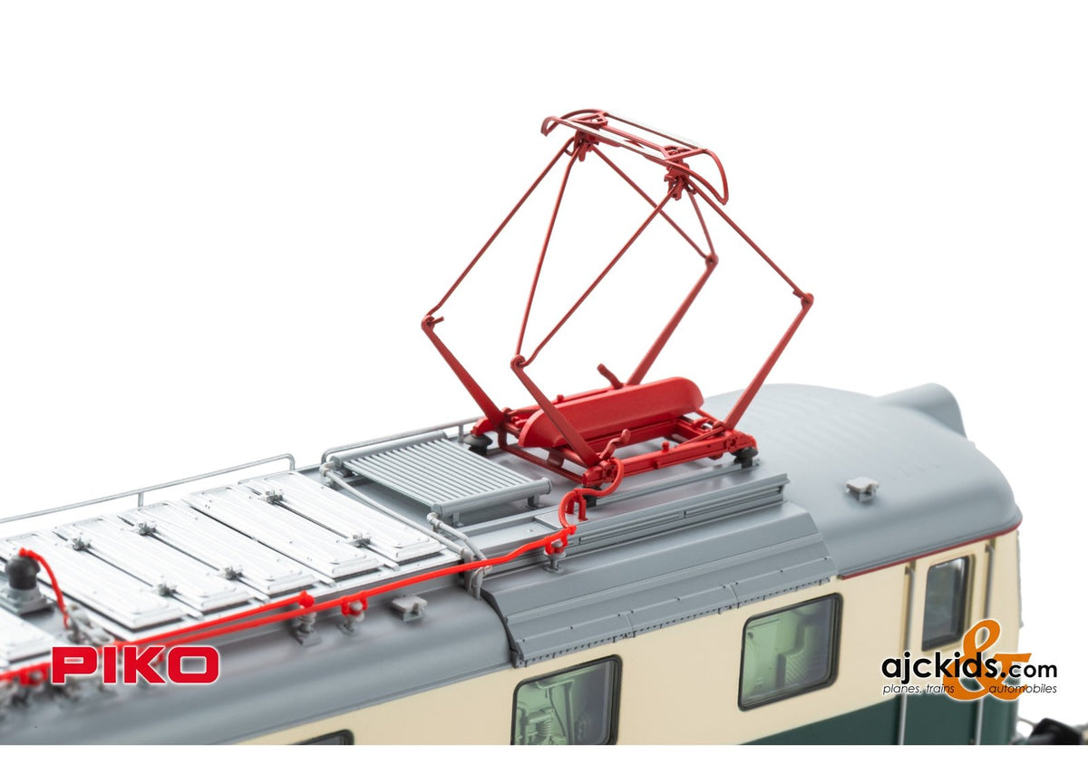 Piko 21024 E 669.1 Electric Locomotive CSD IV