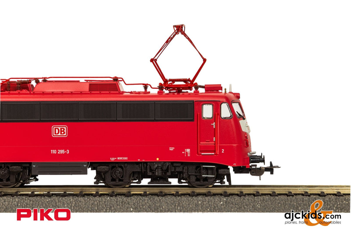 Piko 21776 BR 110.3 Electric Locomotive orient red DB V