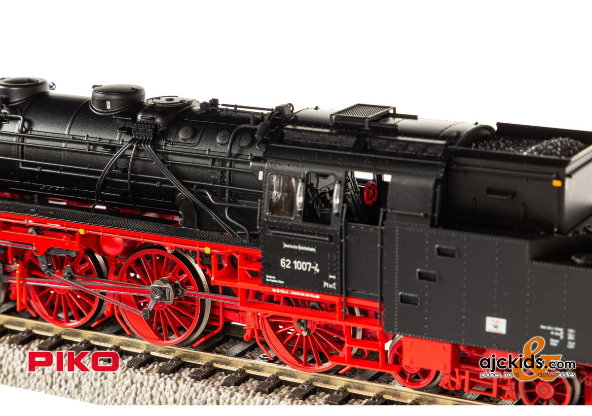 Piko 50710 BR 62 Steam Locomotive DR IV