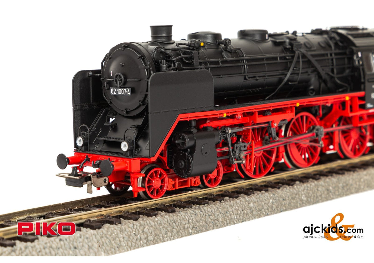 Piko 50710 BR 62 Steam Locomotive DR IV