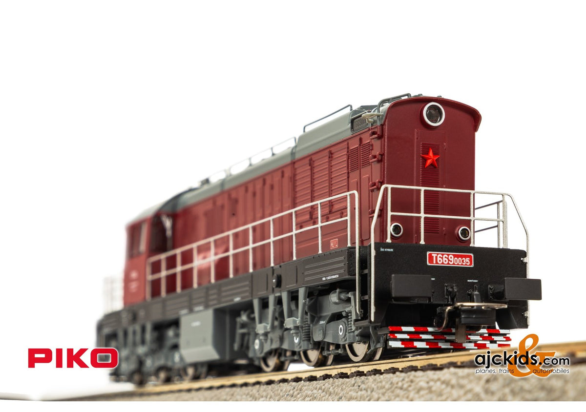 Piko 52146 T669 Diesel Locomotive CSD IV