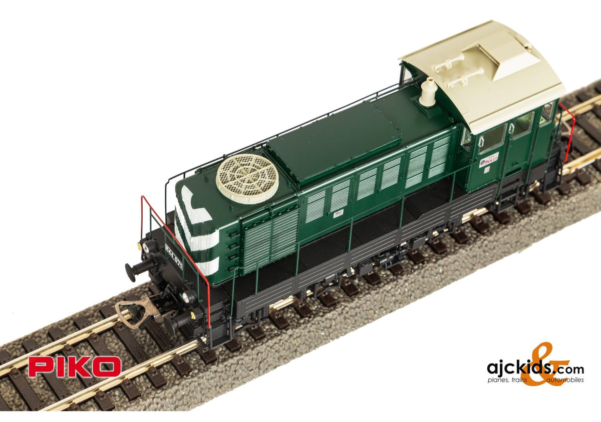 Piko 52380 M44 Diesel Locomotive MAV III