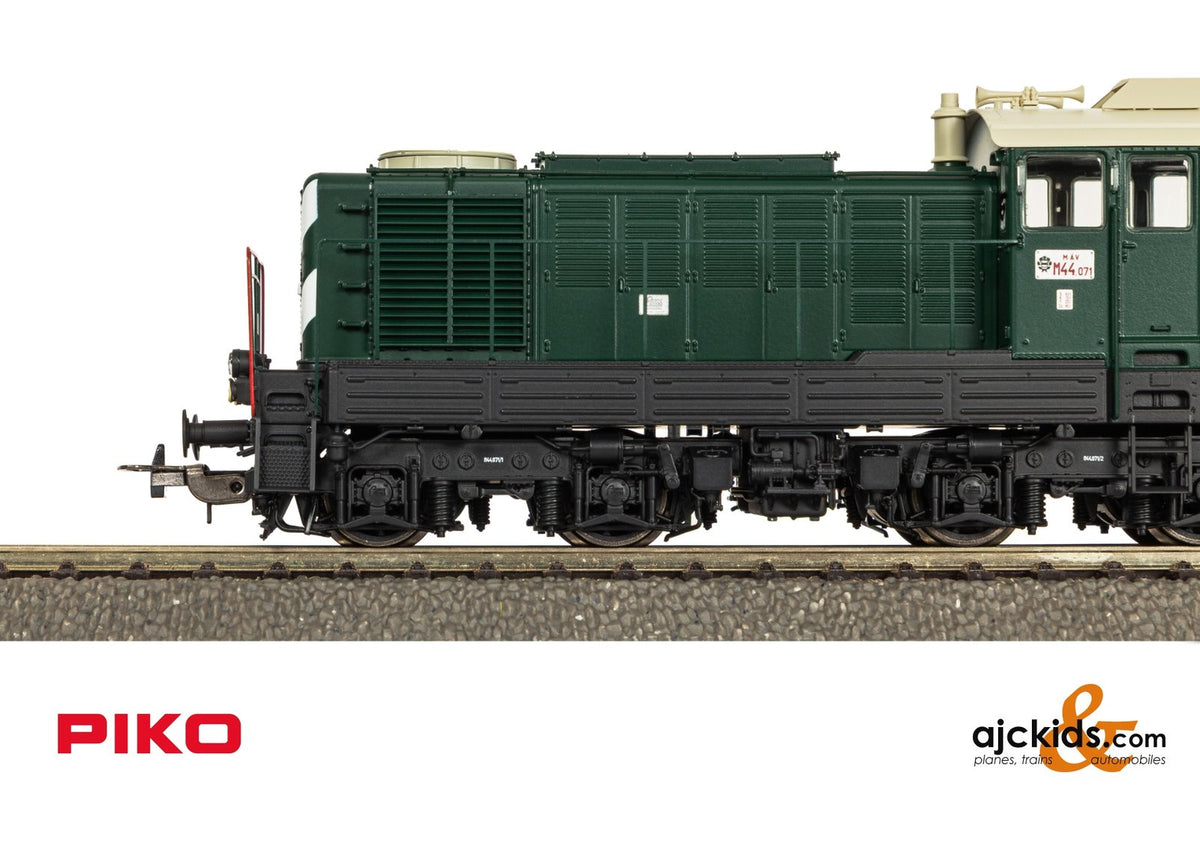 Piko 52380 M44 Diesel Locomotive MAV III