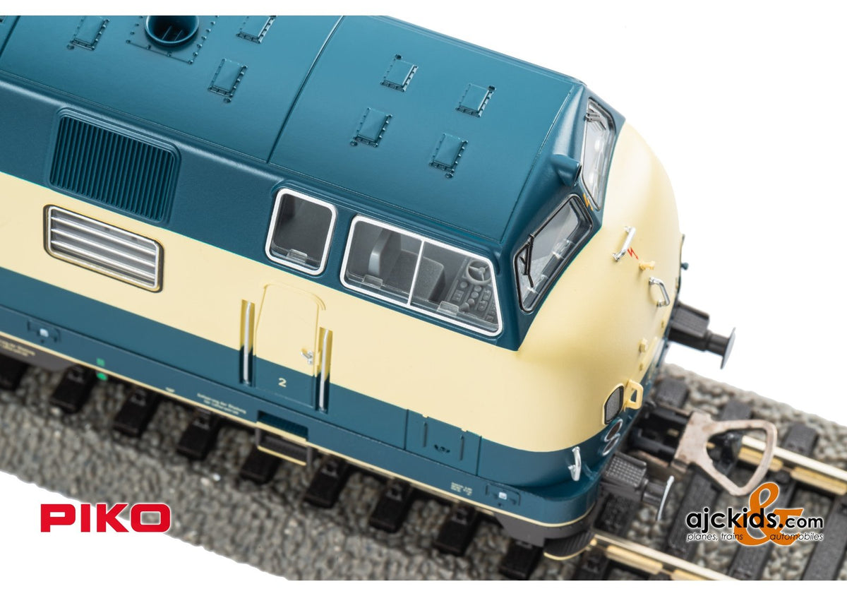 Piko 52617 BR 221 Diesel Locomotive DB IV