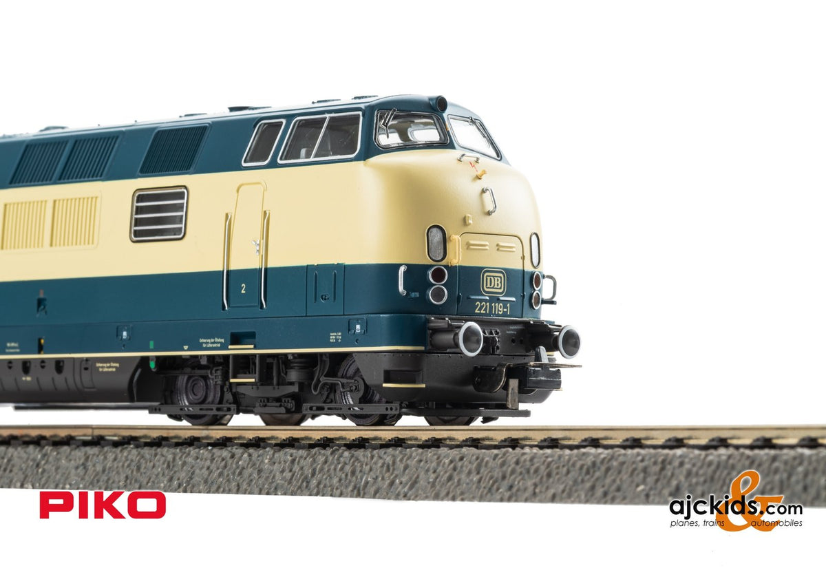 Piko 52617 BR 221 Diesel Locomotive DB IV