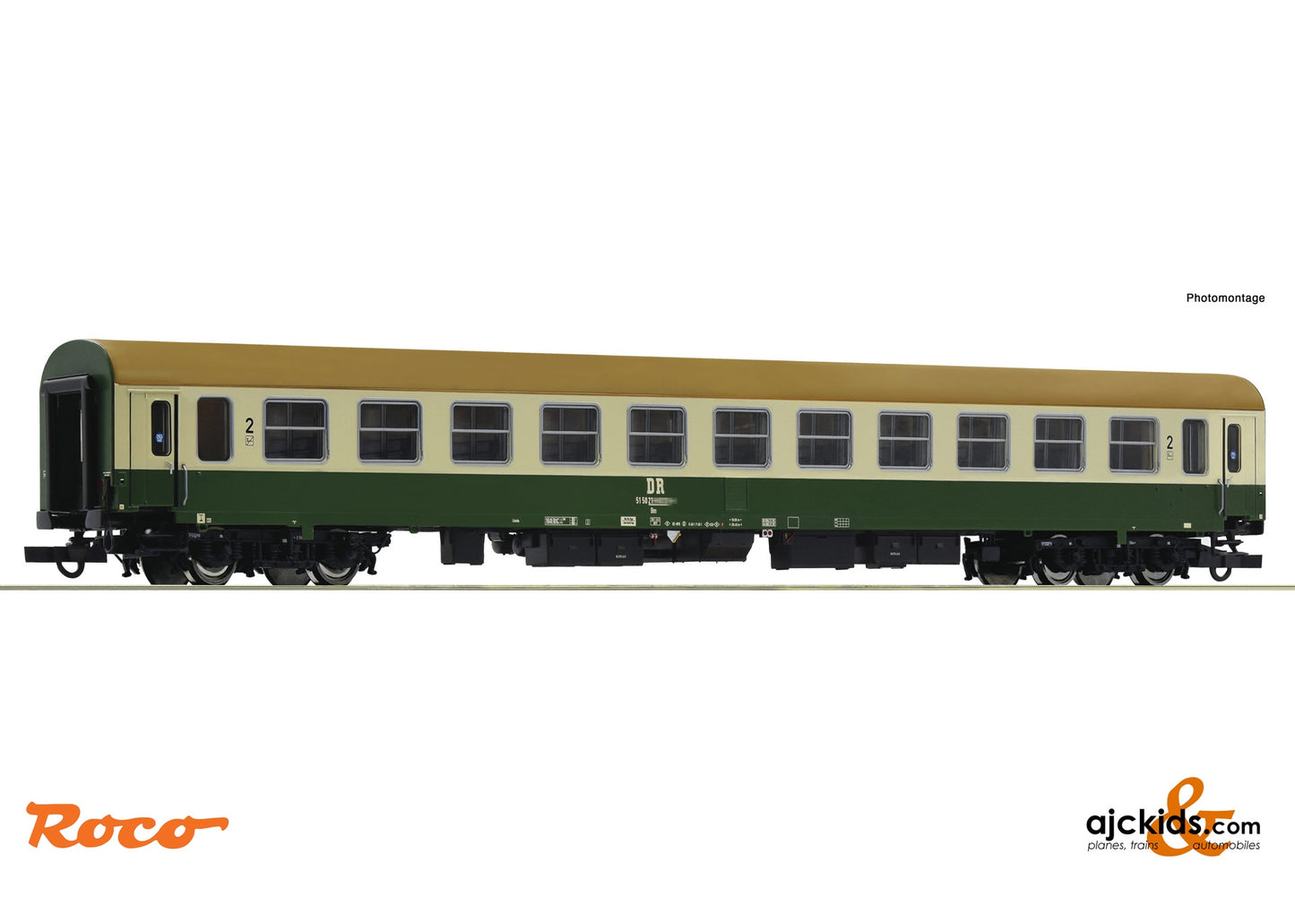 Roco 6200116 2nd class express train coach, DR