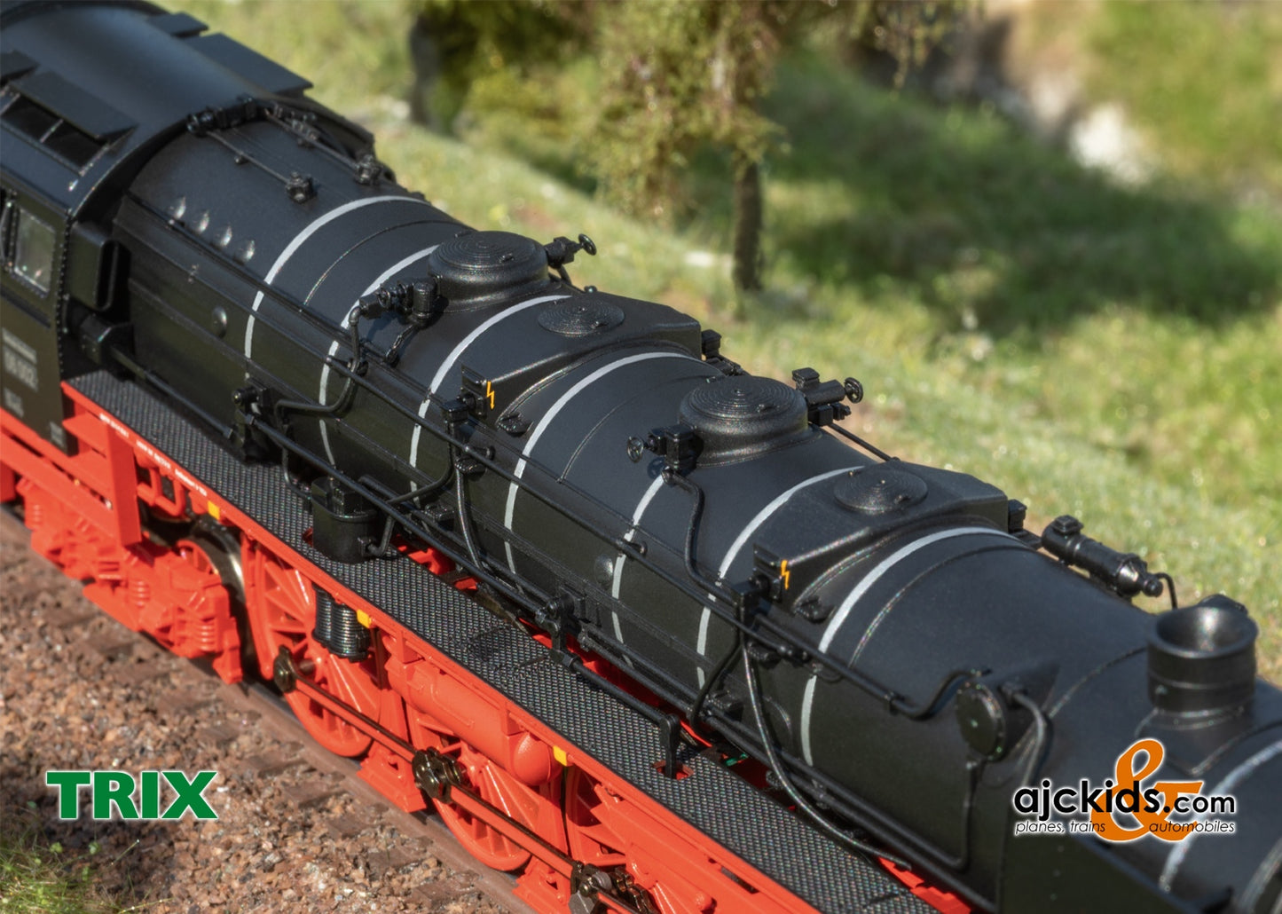 Trix 25061 - Class 06 Steam Locomotive