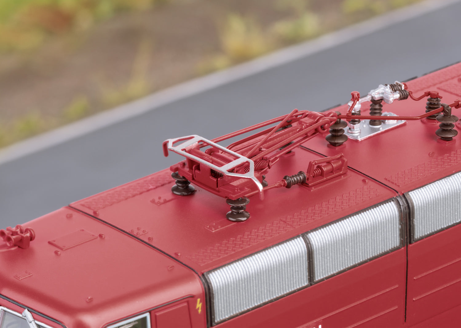 Trix 25186 - Class 181.2 Electric Locomotive  218-9, GÖPPINGEN
