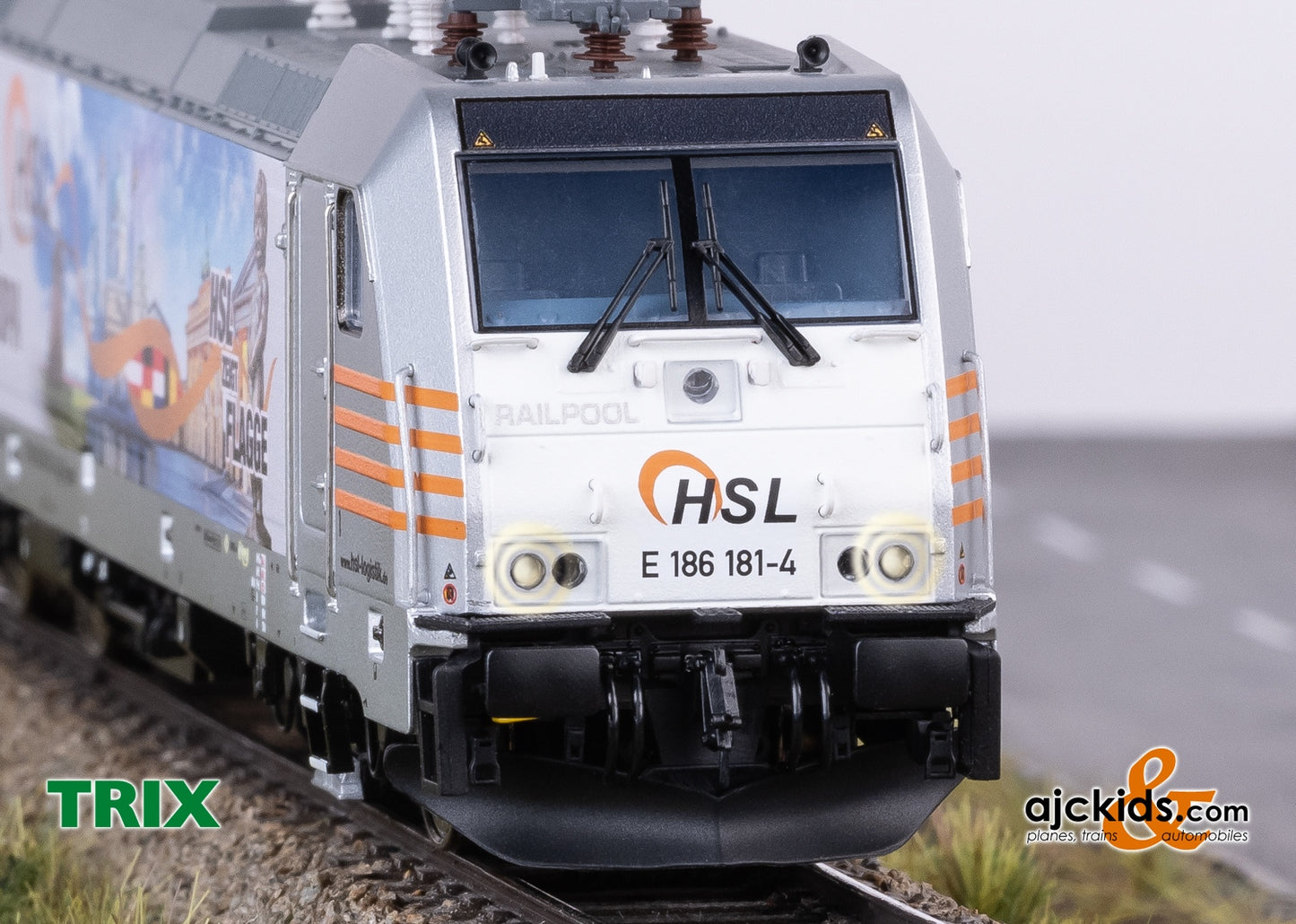 Trix 25803 - Class 186 Electric Locomotive