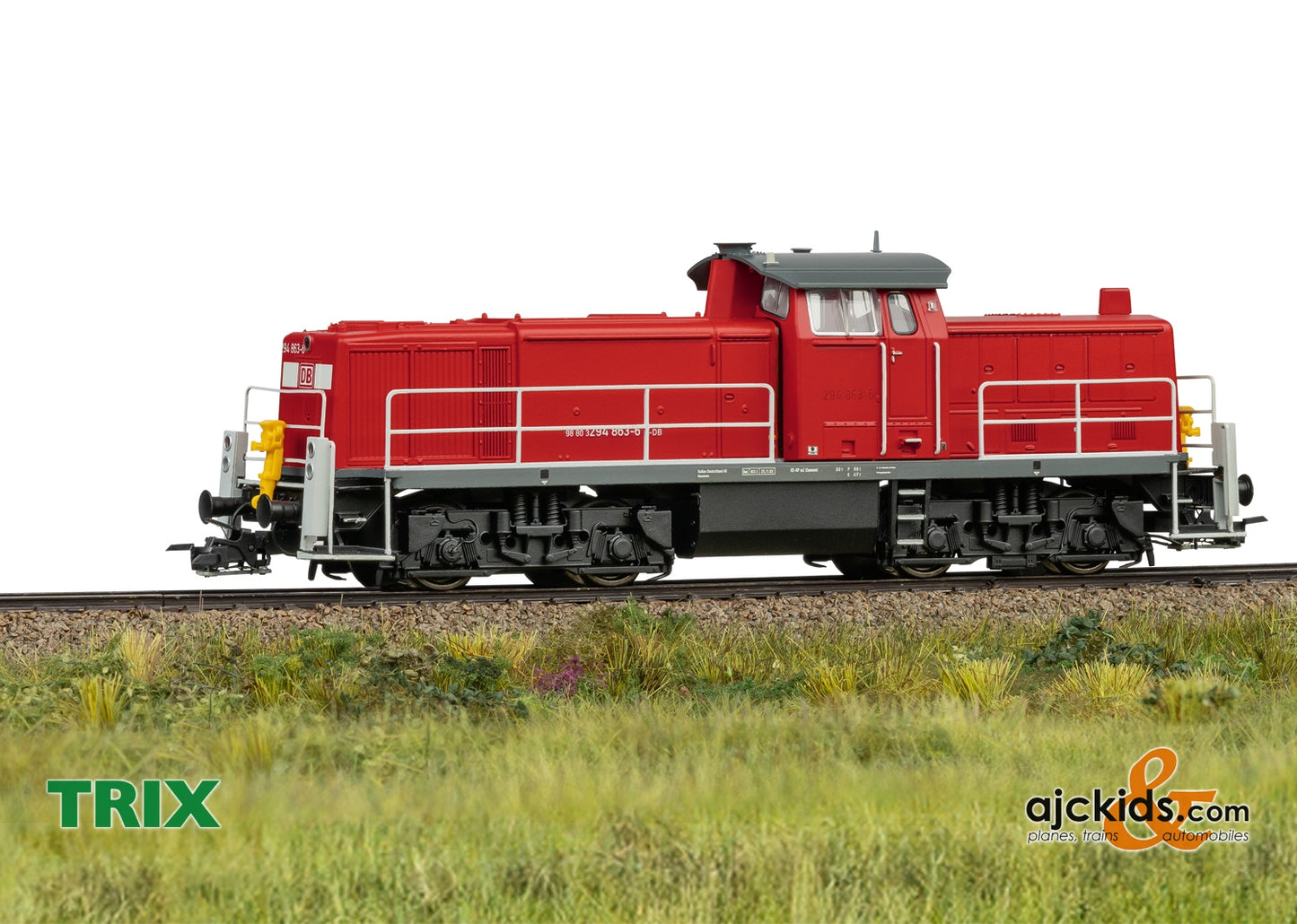 Trix 25900 - MHI DB Cl. 294 Diesel Locomotive (turning engineer)