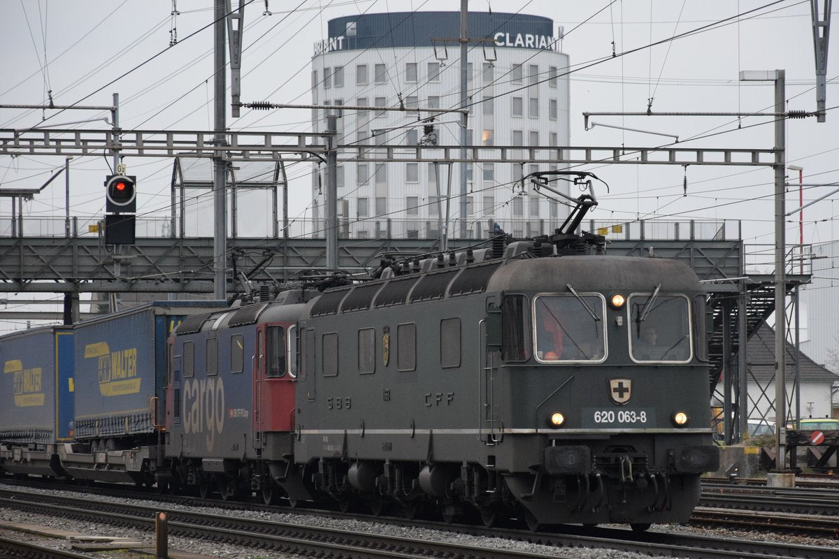 Marklin 37328 - Class Re 620 Electric Locomotive