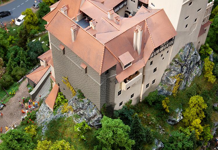 旧市庁舎リンダウ(Faller HP 130802) Faller 130820 - Bran Castle