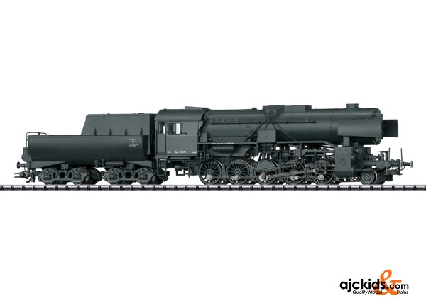 Trix 22225 - Class 42 Heavy Steam Freight Locomotive with a Tub-Style Tender