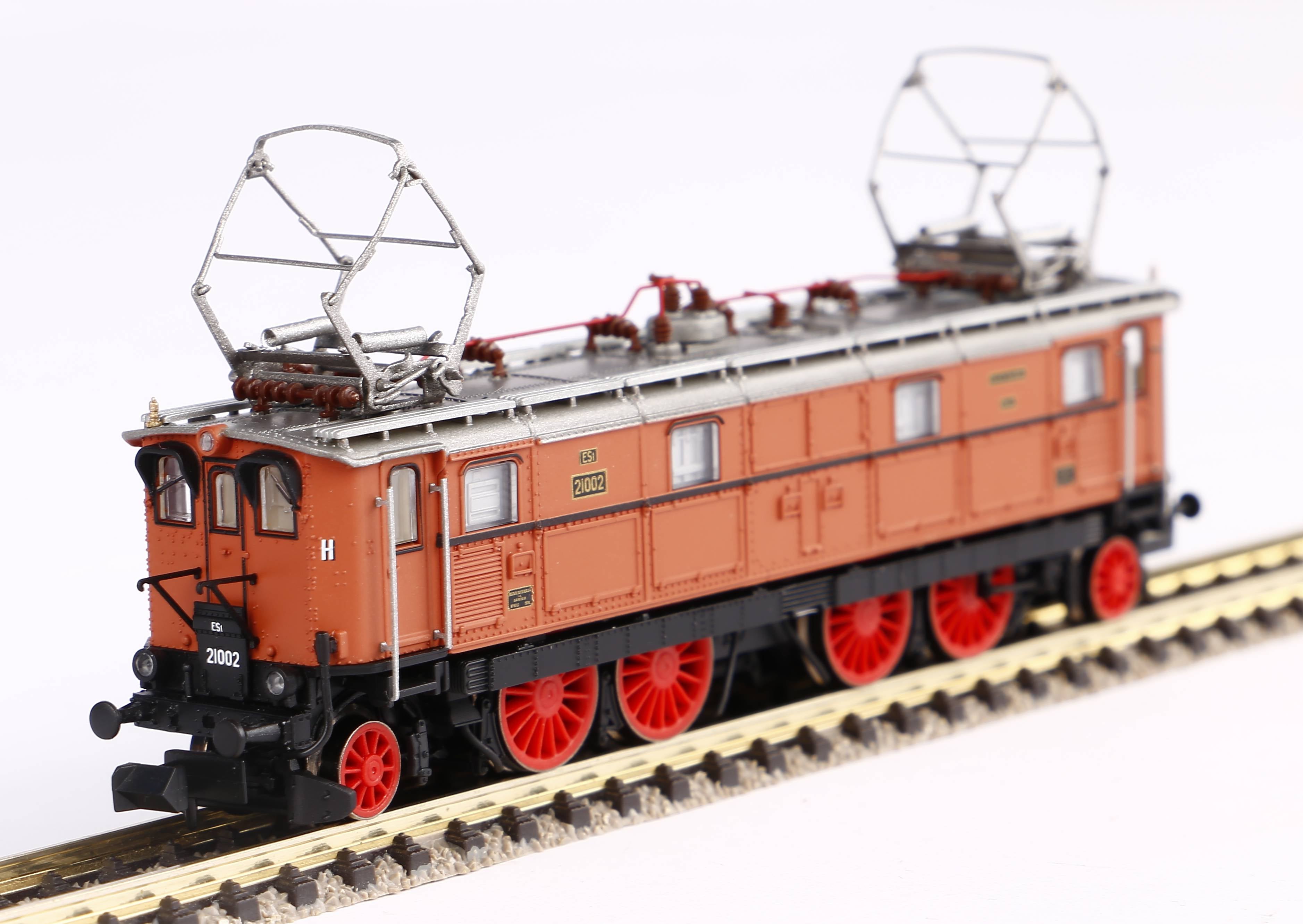Piko 40354 at Ajckids.com, N-Electric Locomotive BR E 16