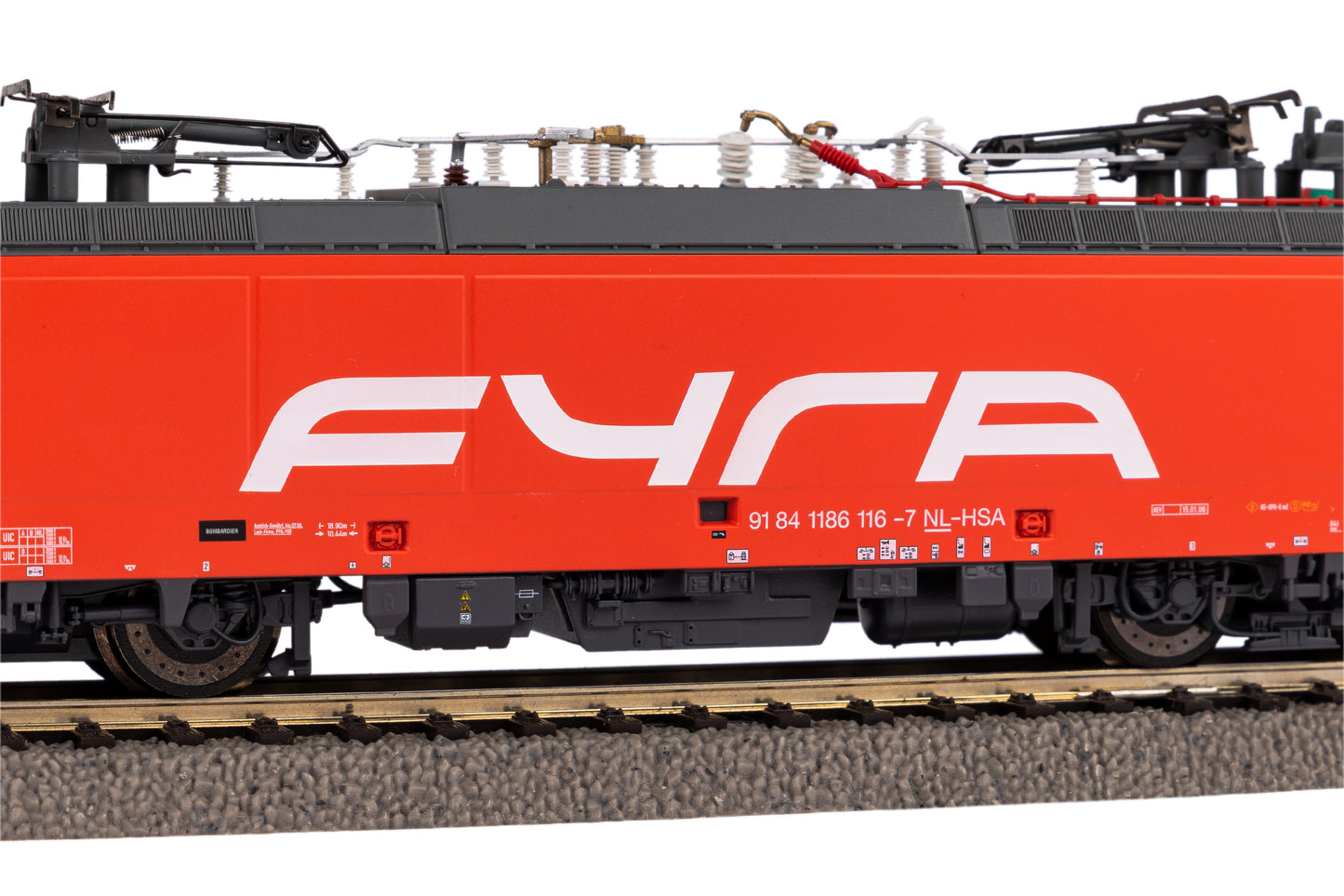 Piko 21625 - BR186 Electric Locomotive Fyra V, Sound