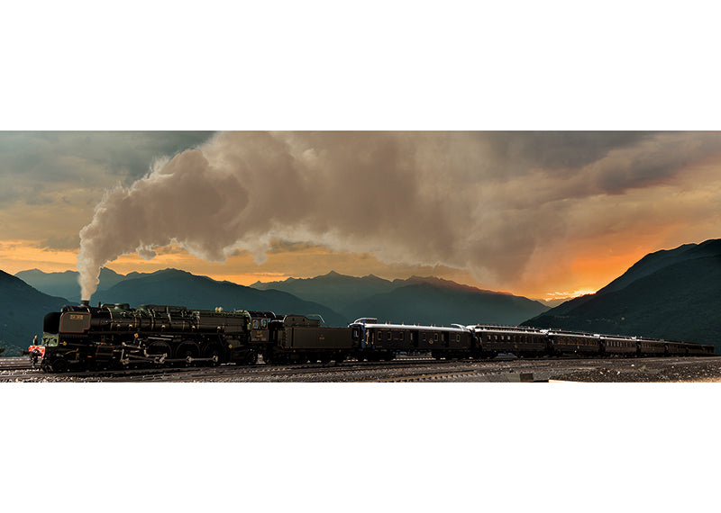Trix 22913 - EST Class 13 Express Train Steam Locomotive