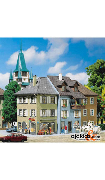 Faller 130411 - Corner house with toy shop