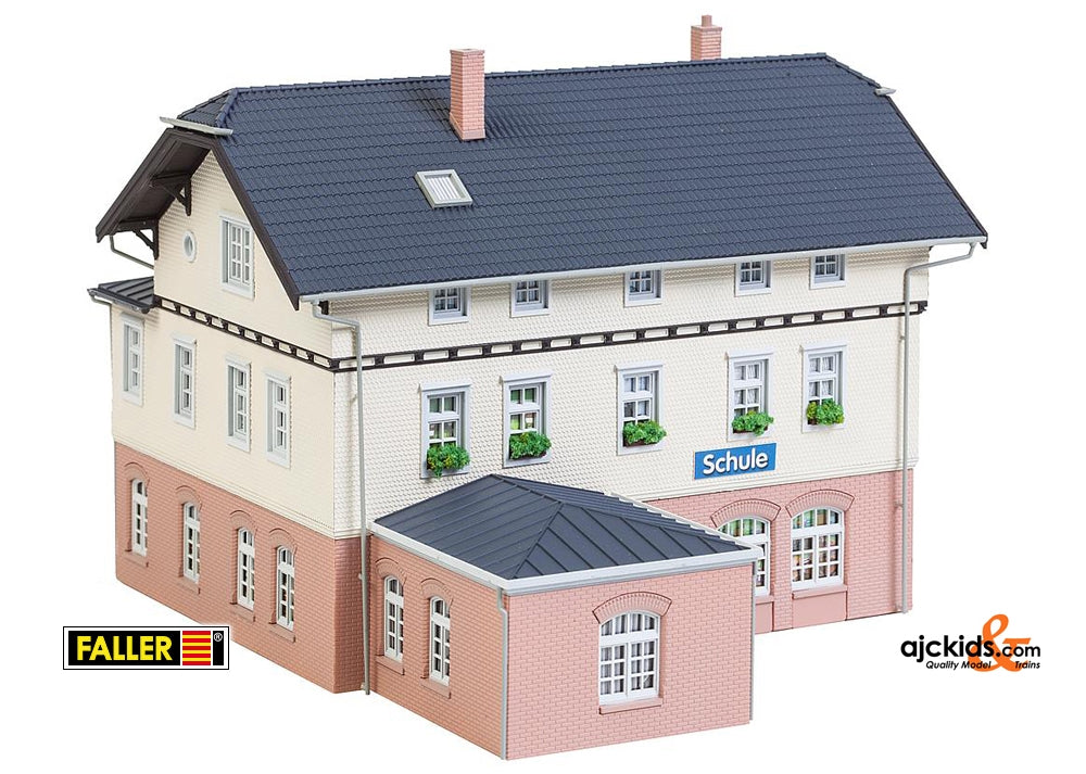 Faller 130457 - Town Hall with School