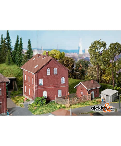 Faller 130461 - Workers Housing with Access