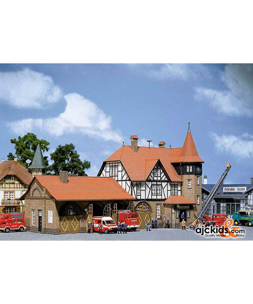 Faller 130991 - Rescue Stn with 3-Car Parkng
