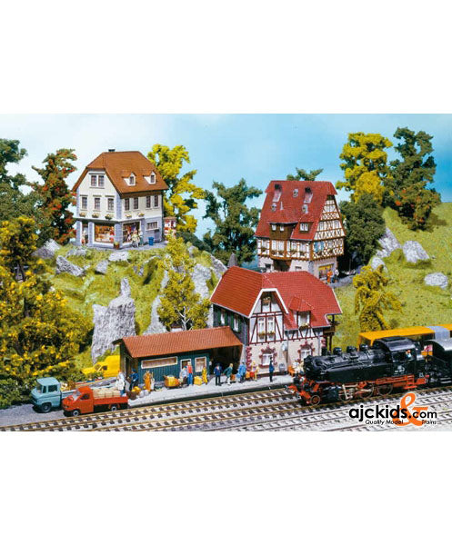 Faller 131310 - Railway Station-Ceramic
