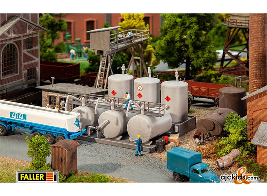Faller 131387 - Fuel depot