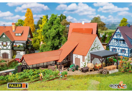 Faller 191779 - Agricultural building with accessories at www.ajckids.com