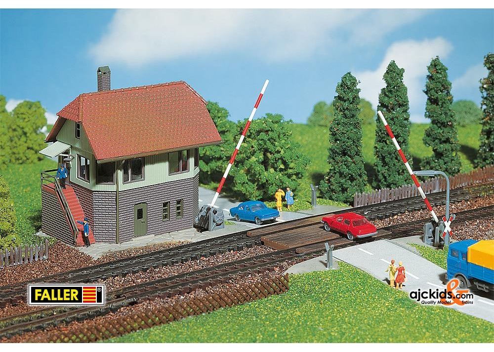 Faller 222171 - Level crossing with signal tower