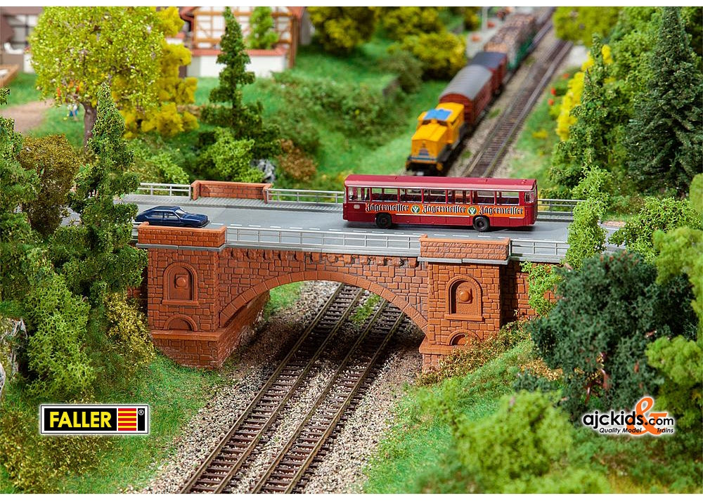 Faller 222572 - Railway/road bridge