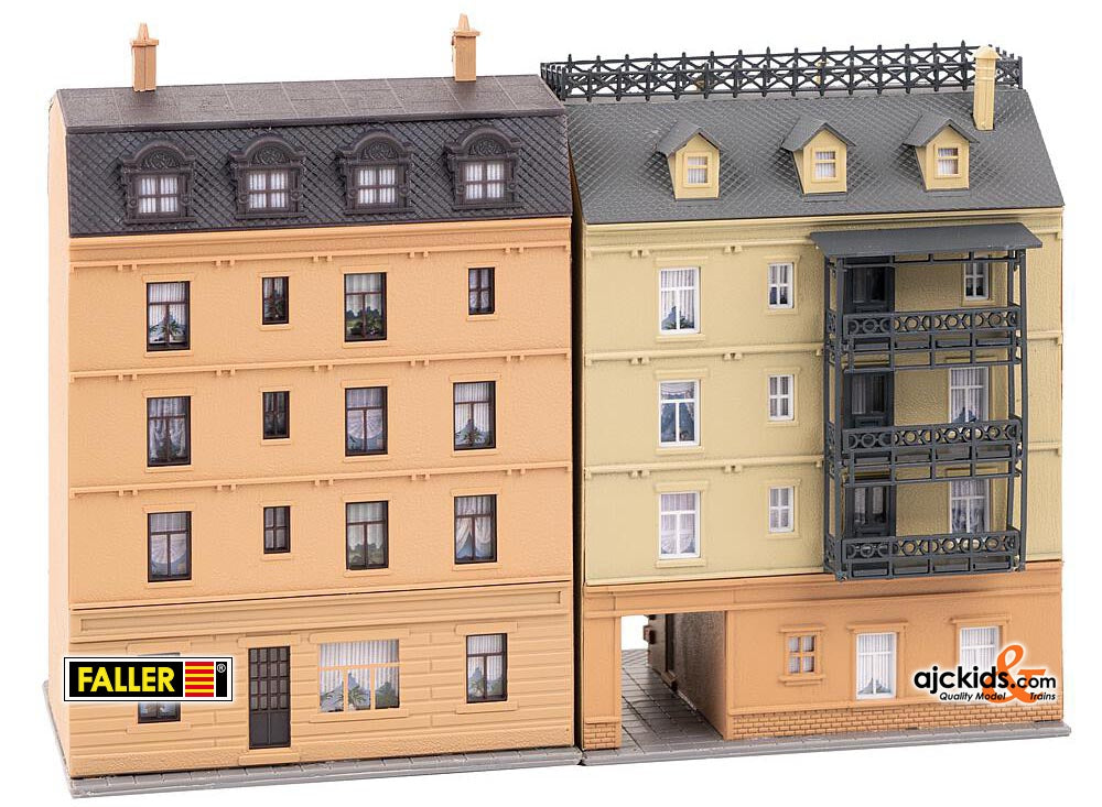 Faller 232384 - Apartment buildings with pharmacy and delicatessen shop