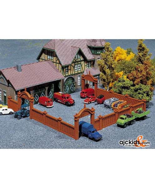 Faller 272525 - Factory Wall 68.4cm