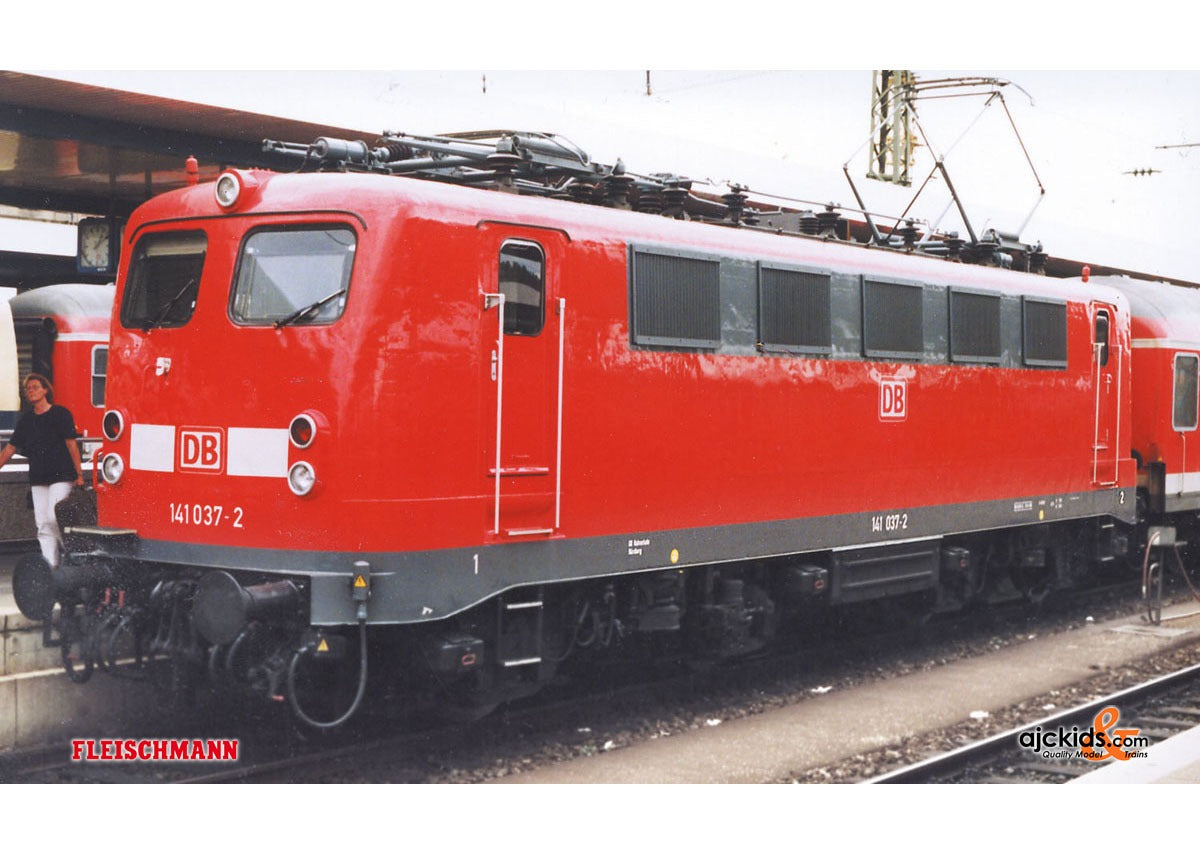 Fleischmann 392571 Electric Locomotive BR 141 Traffic Red (Sound)
