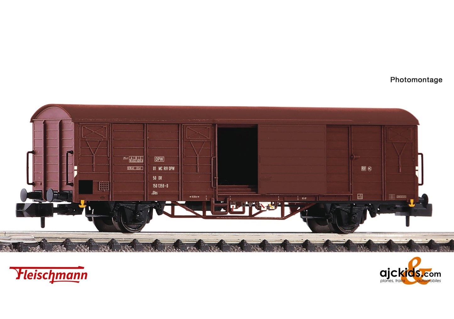 Fleischmann 826211 -Covered goods wagon, DR